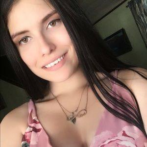 Meet your Posher, Tori